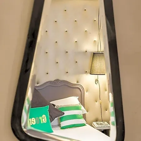 Ze 4* Paris