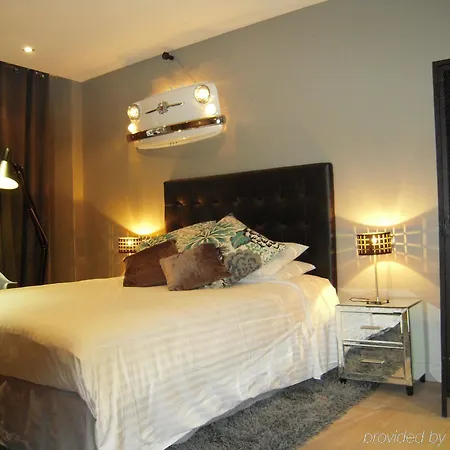 Ze Hotel 4*