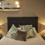 Ze Hotel