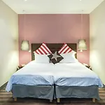 Ze Hotel Paris