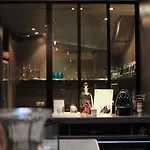 Ze 4* Paris
