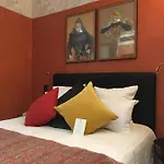 Ze Hotel