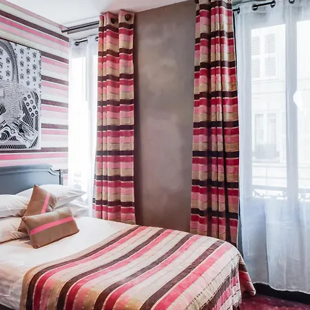 Ze 4* Paris
