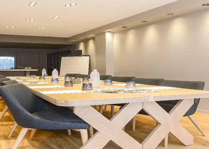 Ze 4* Paris