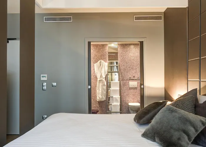 Ze 4* Paris