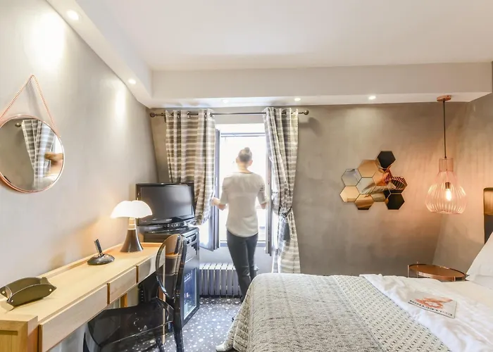 Ze 4* Paris