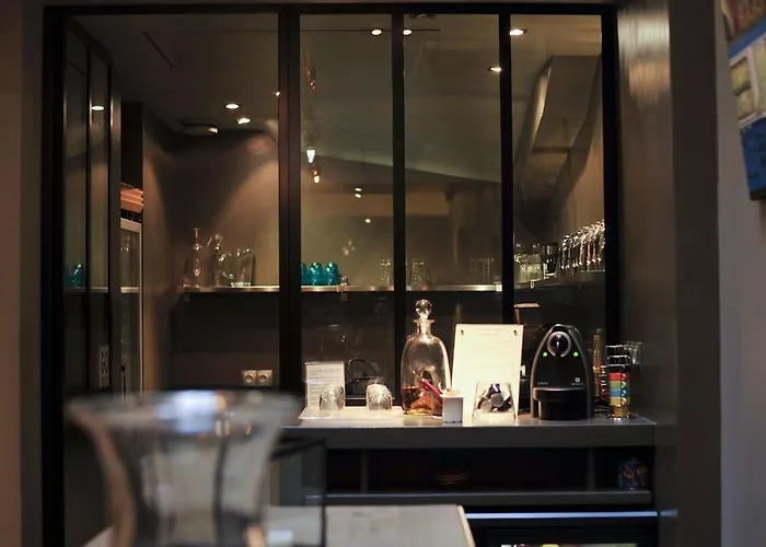 Ze 4* Paris
